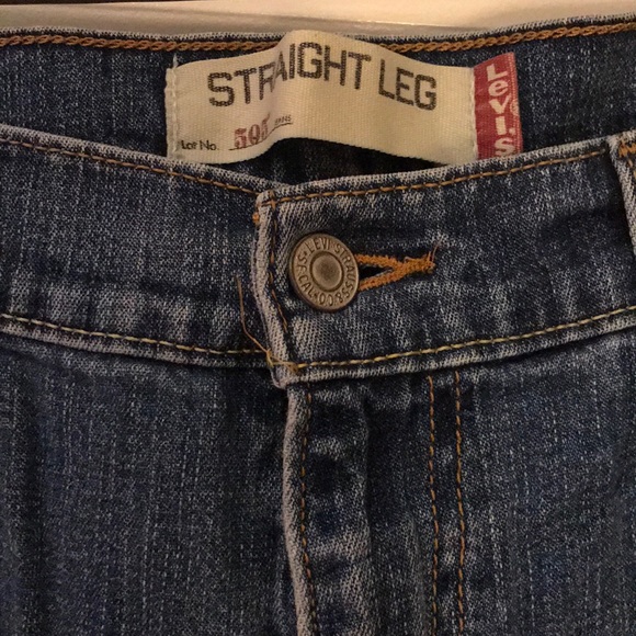 Size 10 L Levi’s 505 straight leg jeans - Picture 3 of 8